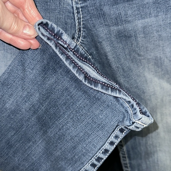 LOTS OF WEAR LEFT IN THESE SUPER CUTE VIGOSS THE NEW YORK BLING CAPRIS SIZE 9/10 - Picture 2 of 10